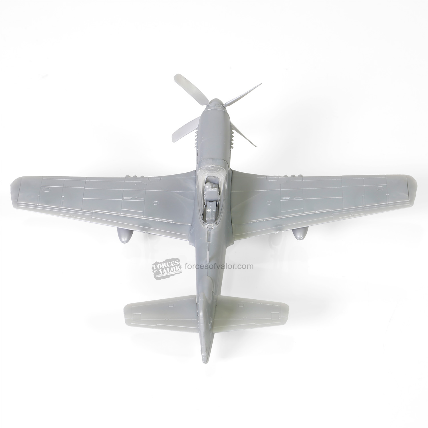 FOV-873010A 美国P-51D野马 戰鬥機 - FOV版