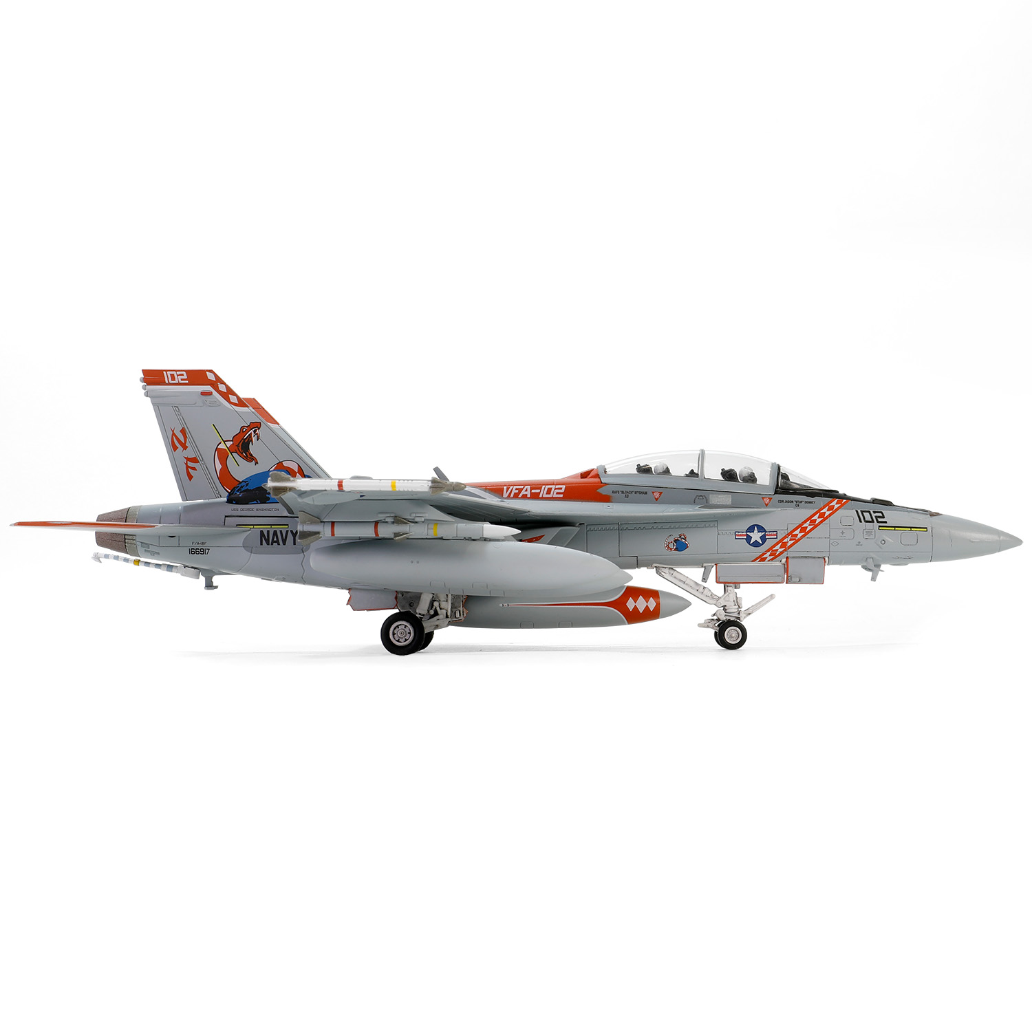 1:72 F/A-18F超級大黃蜂戰機 VFA-102 “響尾蛇”